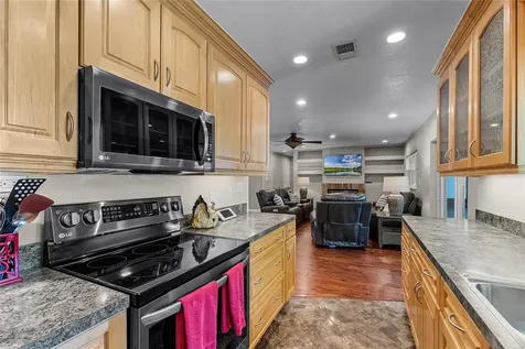 904 Old Tree Road Orlando FL 32825