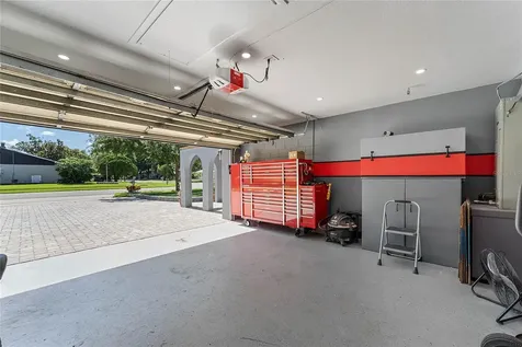 904 Old Tree Road Orlando FL 32825