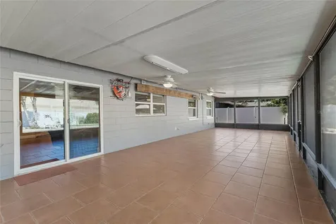 904 Old Tree Road Orlando FL 32825