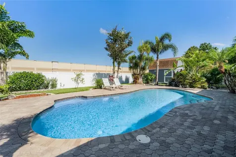 904 Old Tree Road Orlando FL 32825
