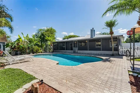 904 Old Tree Road Orlando FL 32825