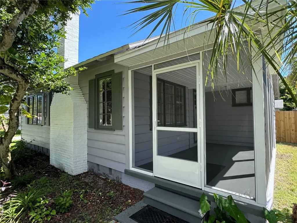 5618 Tangerine Avenue S Gulfport FL 33707