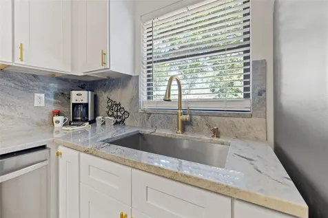 4702 15th Avenue S St Petersburg FL 33711