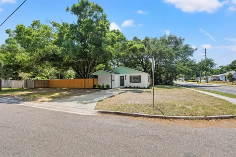 4702 15th Avenue S St Petersburg FL 33711