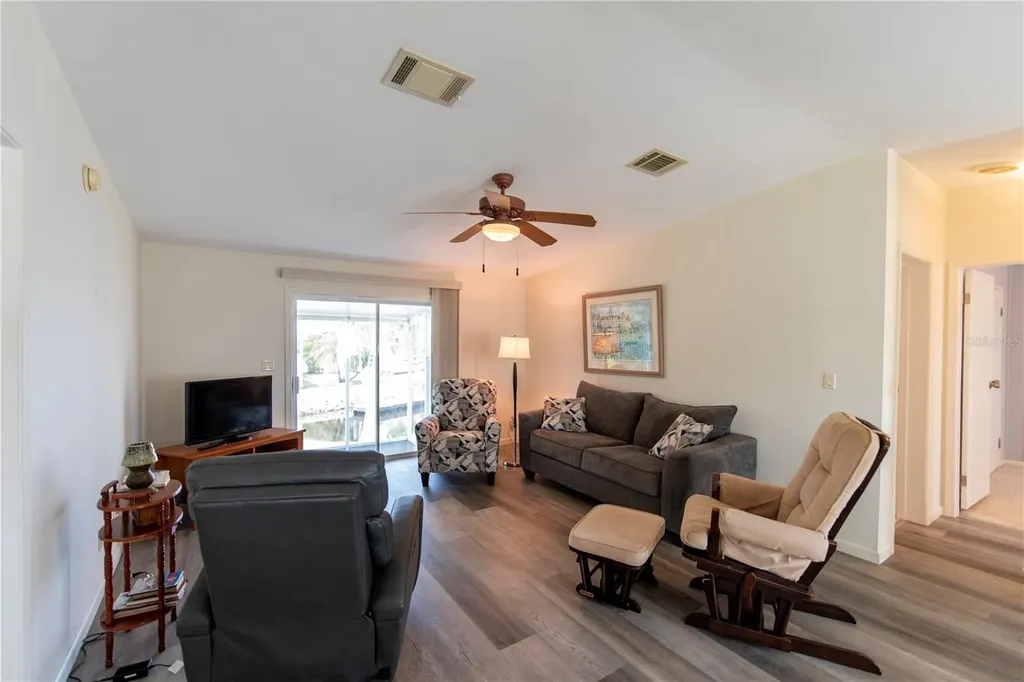 23 Holland Drive Punta Gorda FL 33950