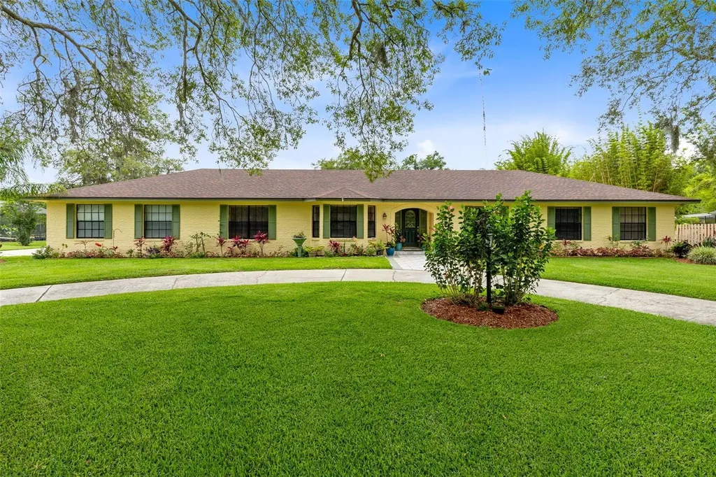 8130 Steeplechase Boulevard Orlando FL 32818