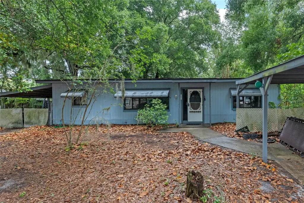 351 E 4th Street Chuluota FL 32766