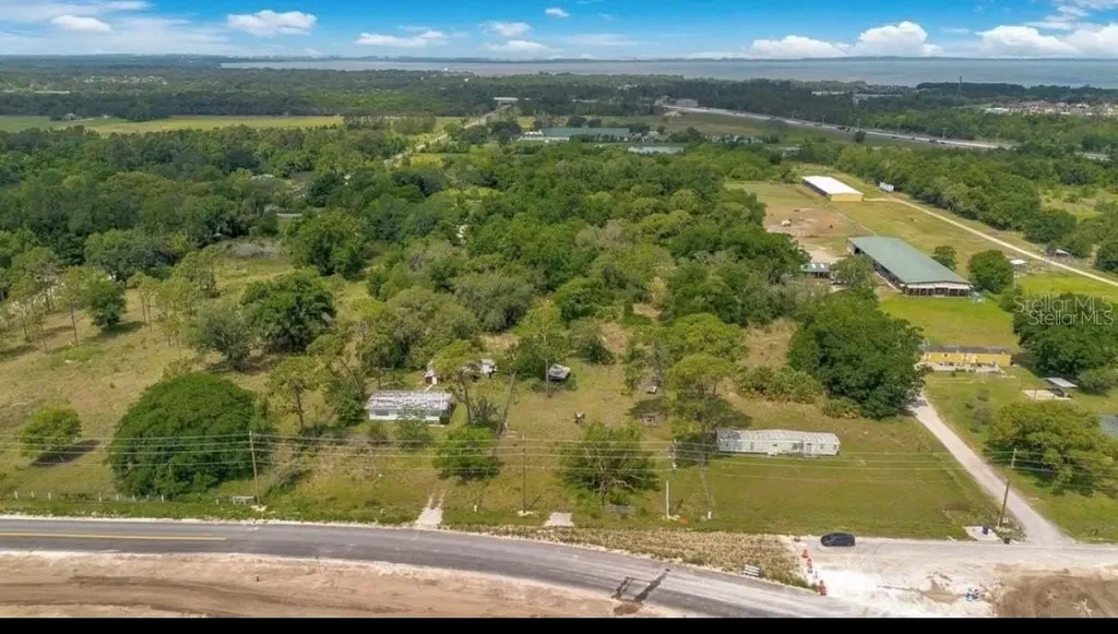 1938 N Lakewood Avenue Ocoee FL 34761