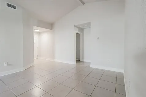 2002 N Crystal Lake Drive Lakeland FL 33801