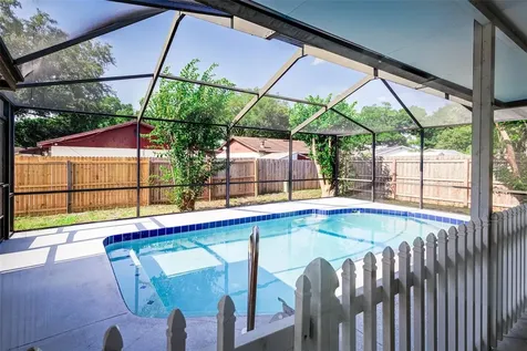 2002 N Crystal Lake Drive Lakeland FL 33801