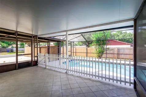 2002 N Crystal Lake Drive Lakeland FL 33801