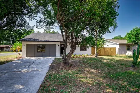 2002 N Crystal Lake Drive Lakeland FL 33801