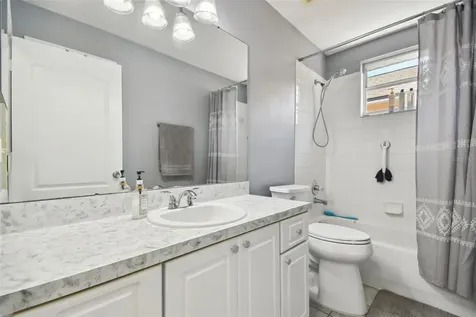 7611 Wiltshire Park Place Apollo Beach FL 33572