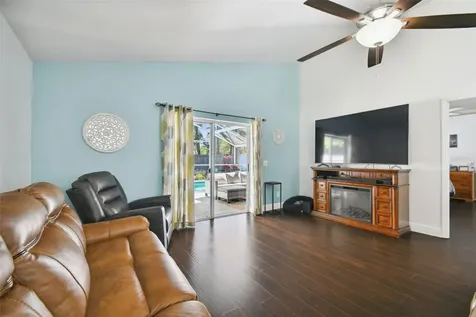 7611 Wiltshire Park Place Apollo Beach FL 33572