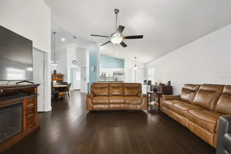 7611 Wiltshire Park Place Apollo Beach FL 33572