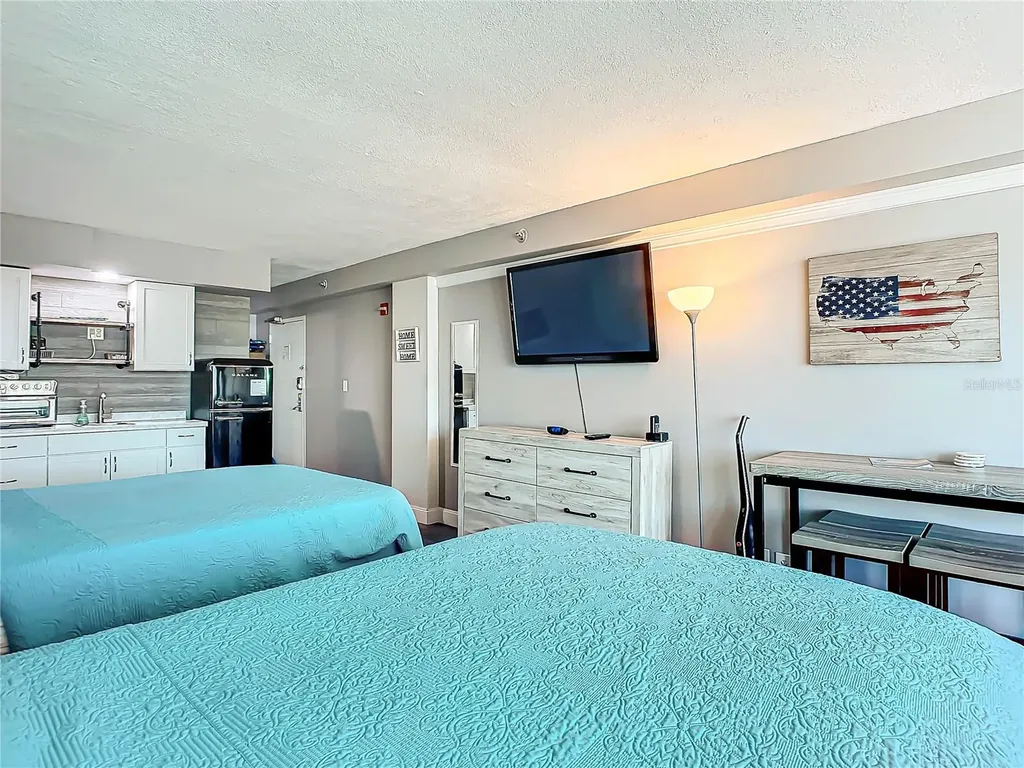 1909 S Atlantic Avenue Daytona Beach FL 32118