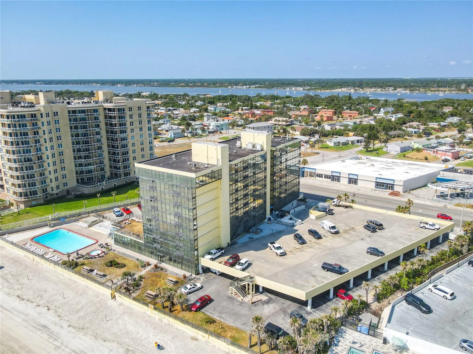 1909 S Atlantic Avenue Daytona Beach FL 32118