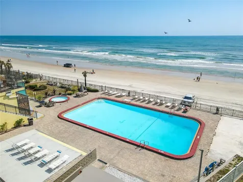 1909 S Atlantic Avenue Daytona Beach FL 32118