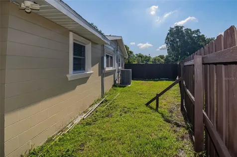 1204 Pleasant Place Lakeland FL 33801