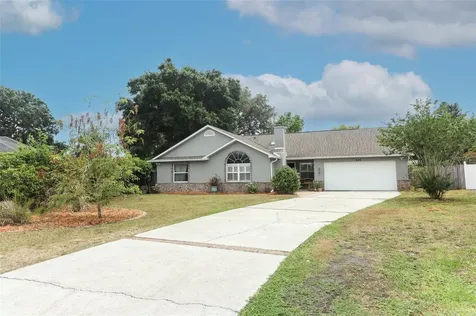 629 Lagoon Drive Oviedo FL 32765