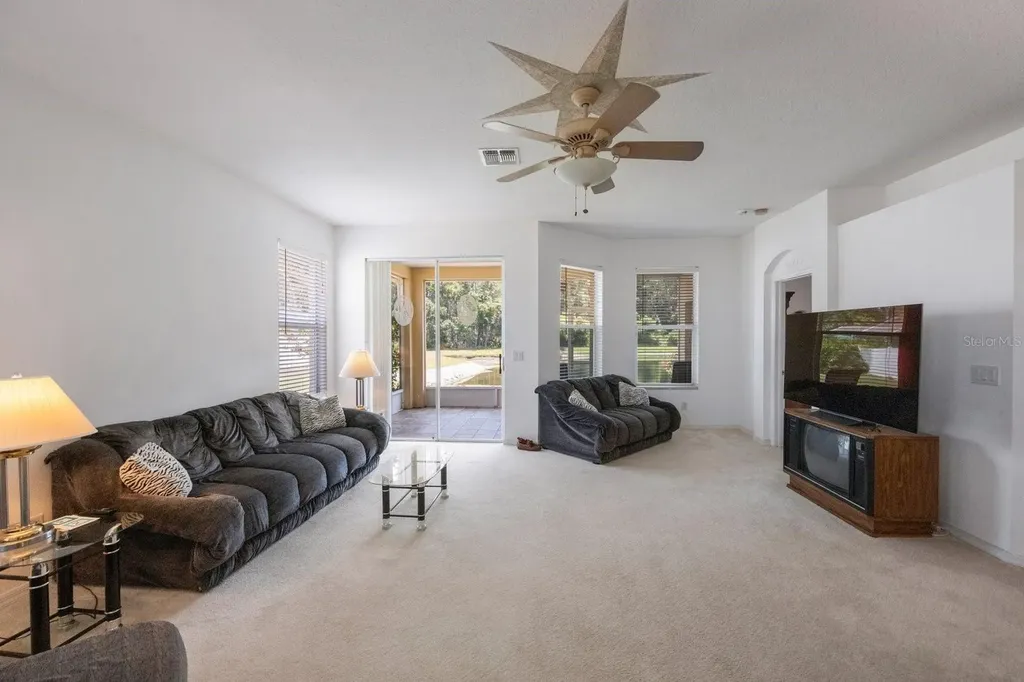 30315 Lettingwell Circle Wesley Chapel FL 33543