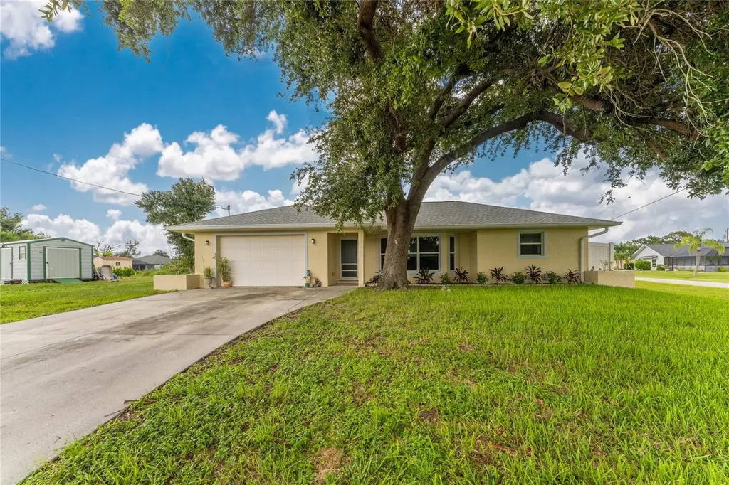 7229 Strawberry Street Englewood FL 34224