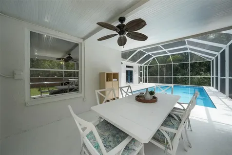 10612 Chambers Drive Tampa FL 33626