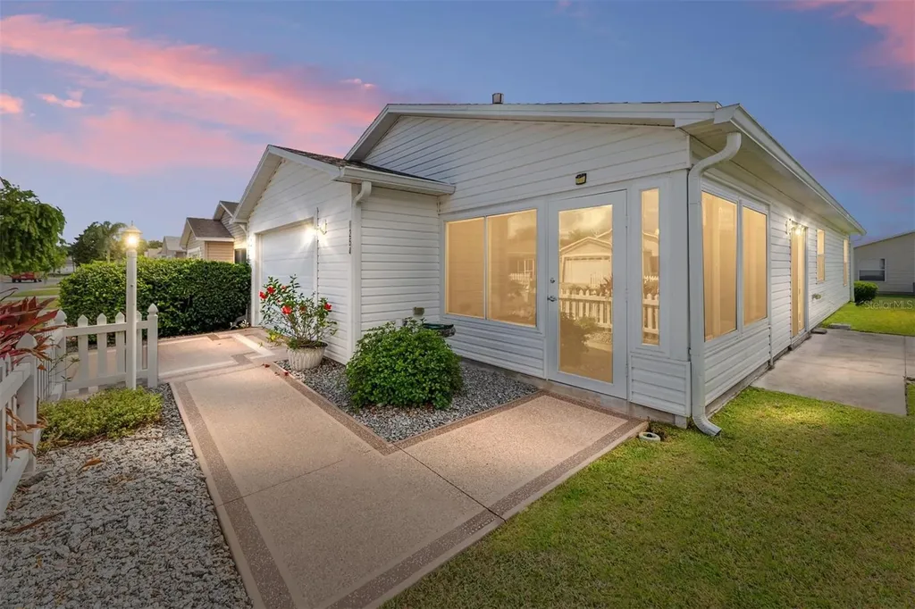 1254 Jonesville Terrace The Villages FL 32162