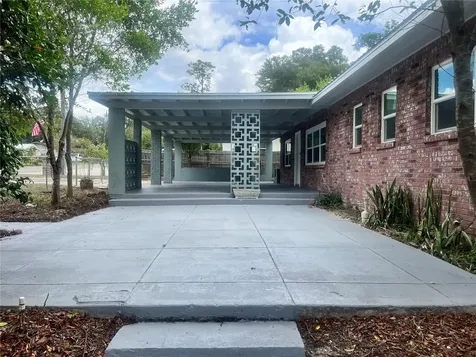 1601 High Street Palatka FL 32177