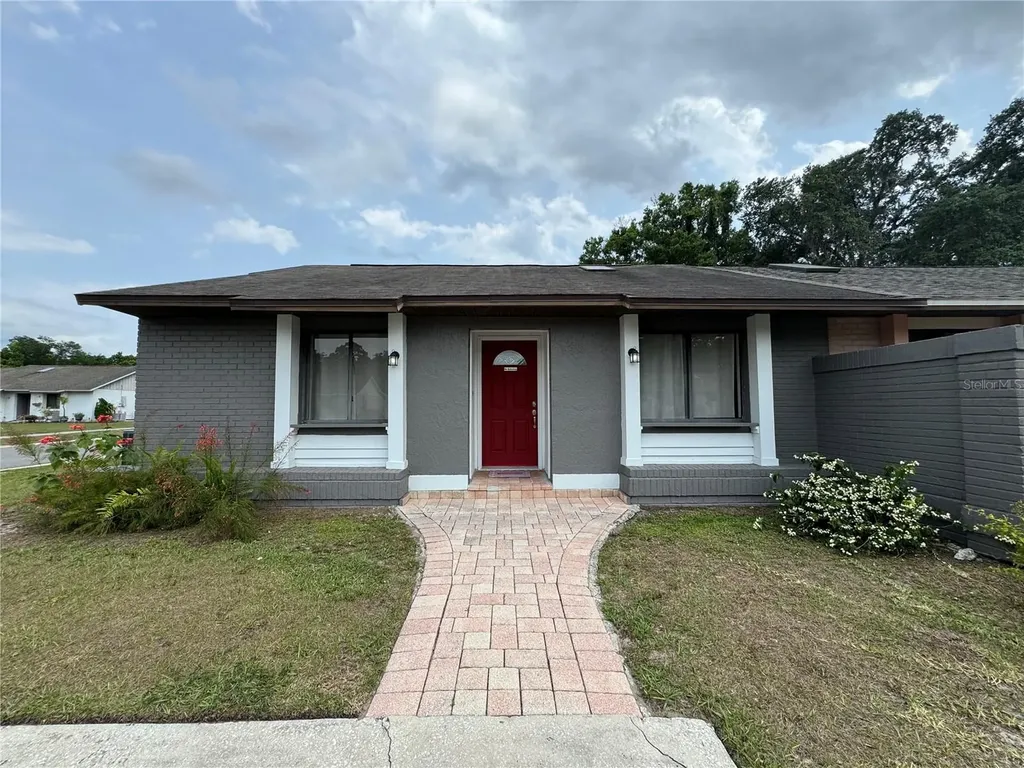 9918 Lancewood Street Orlando FL 32817