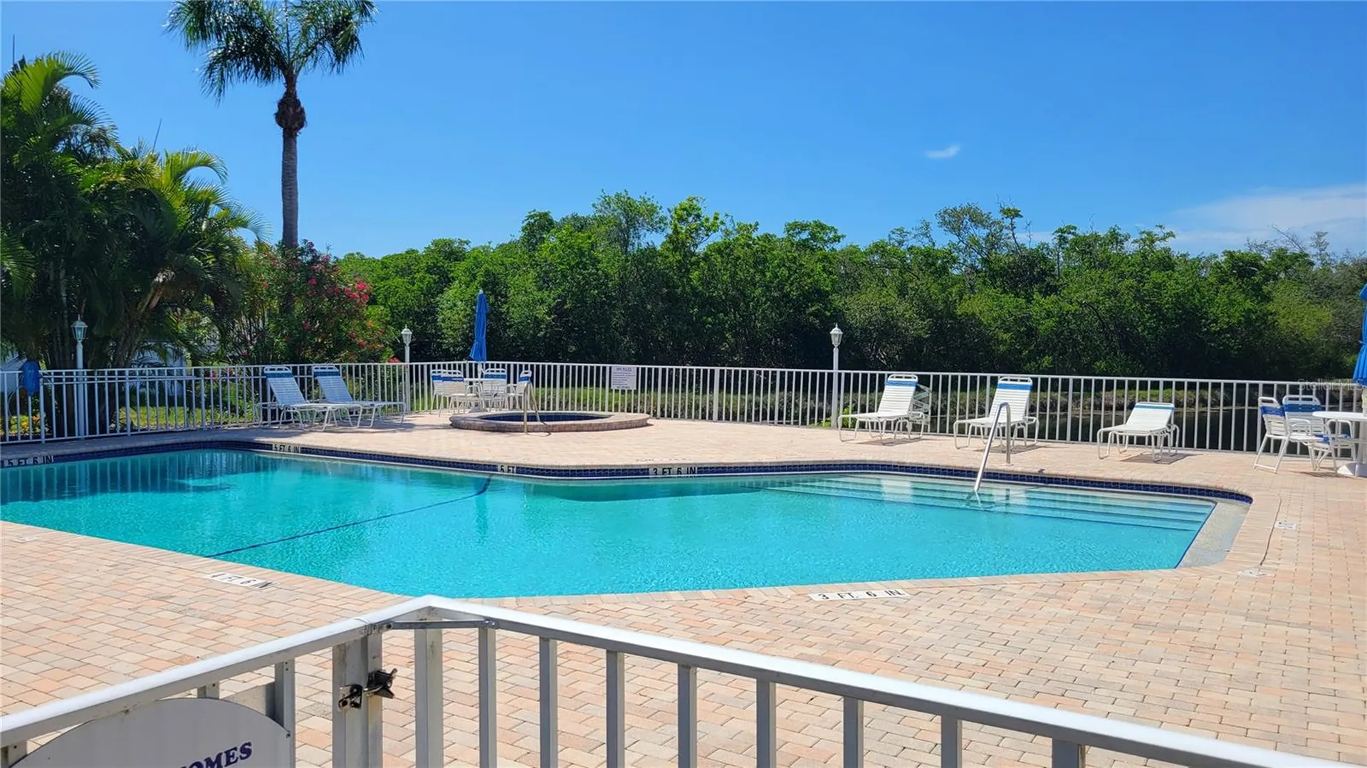 1318 Perico Point Circle Bradenton FL 34209