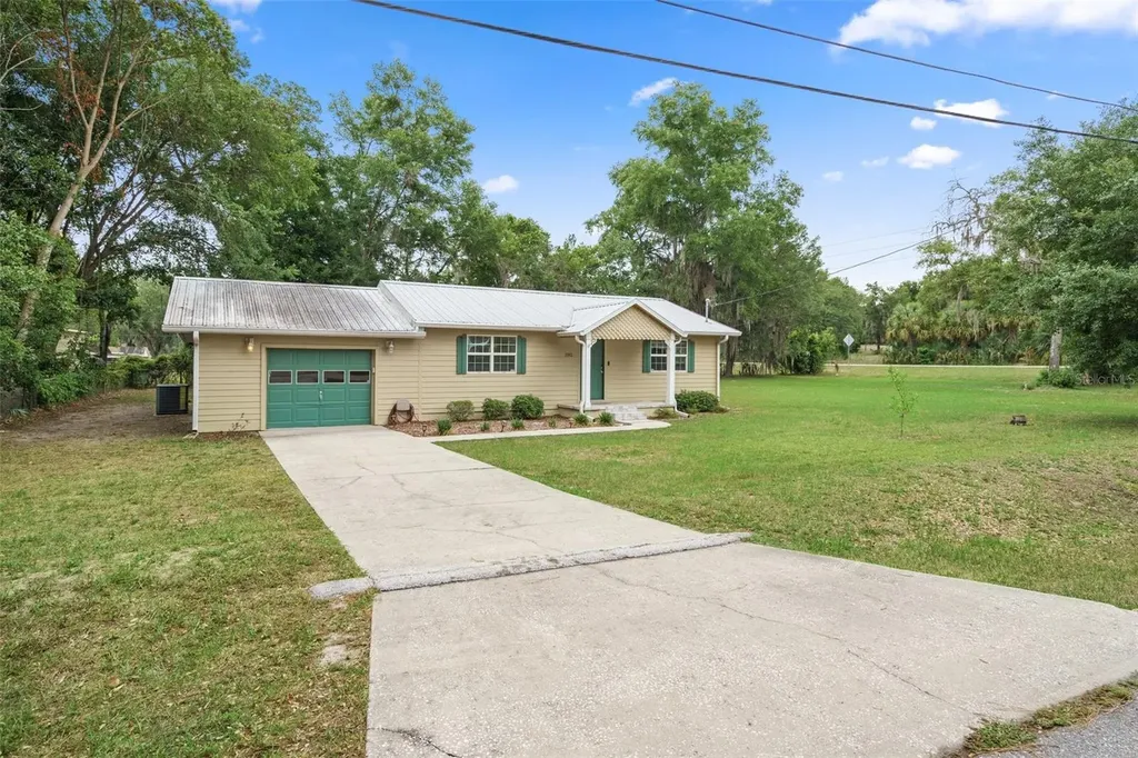 11911 N Ellsworth Terrace Dunnellon FL 34433
