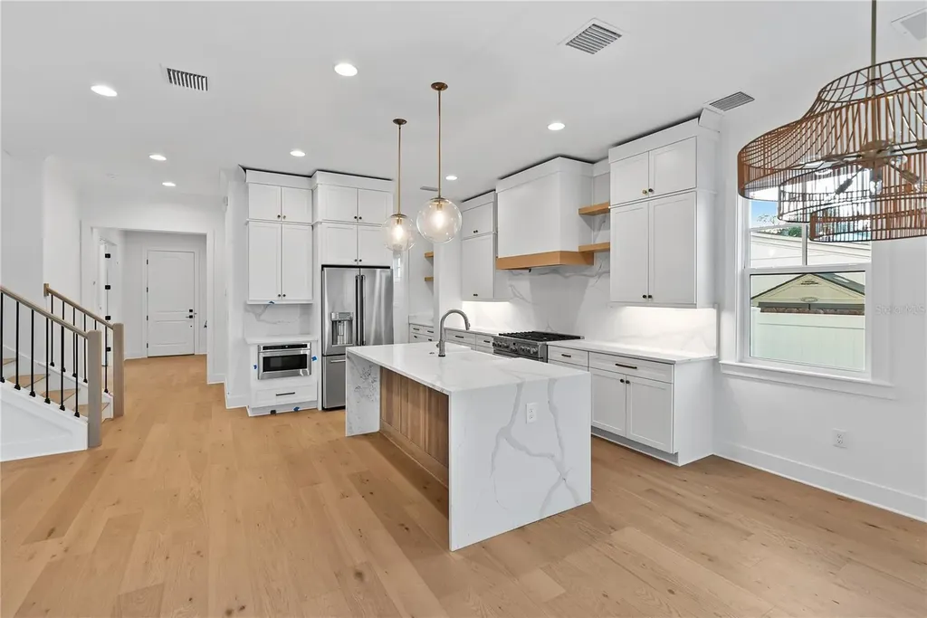 2823 4th Avenue N St Petersburg FL 33713