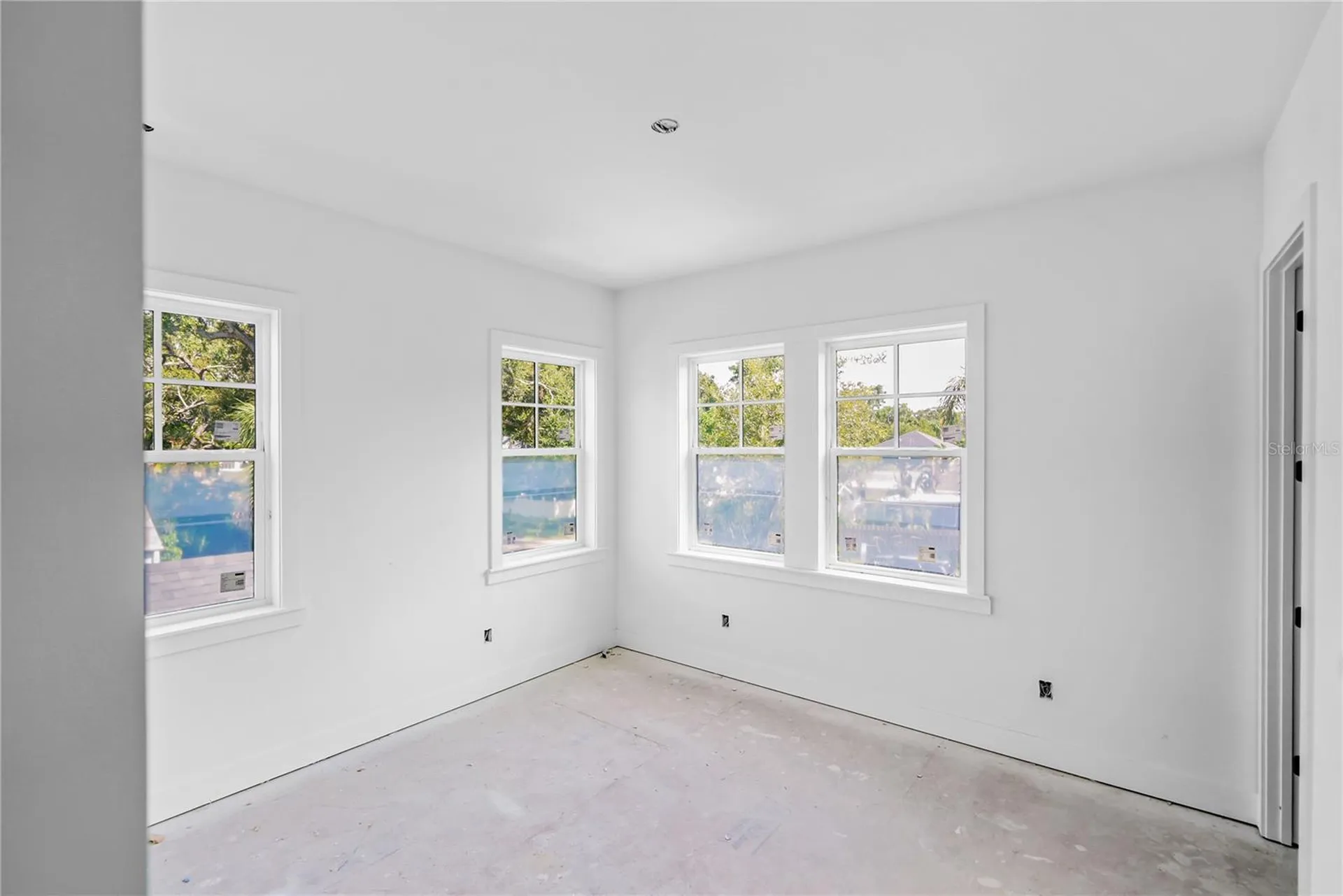 2823 4th Avenue N St Petersburg FL 33713