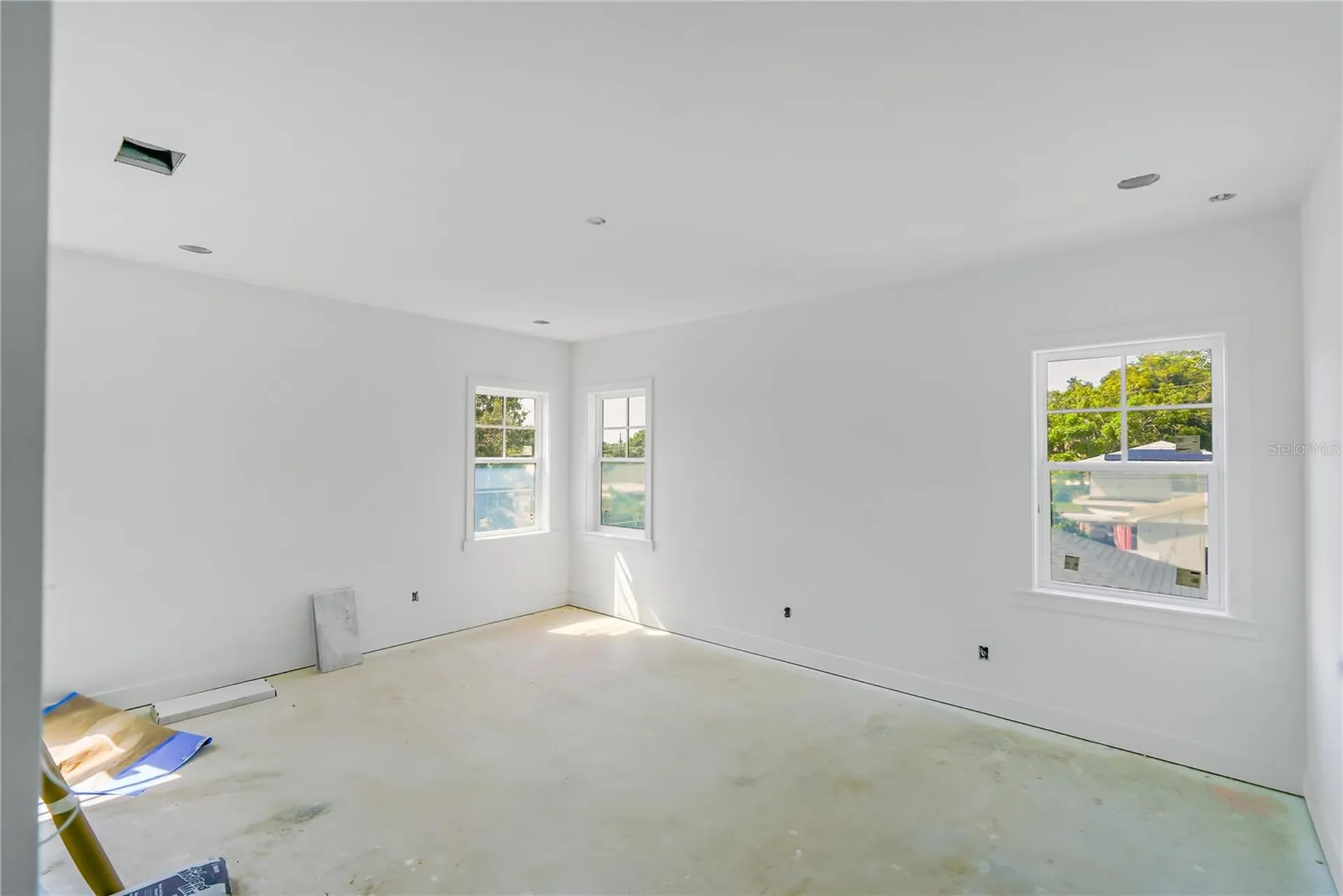 2823 4th Avenue N St Petersburg FL 33713