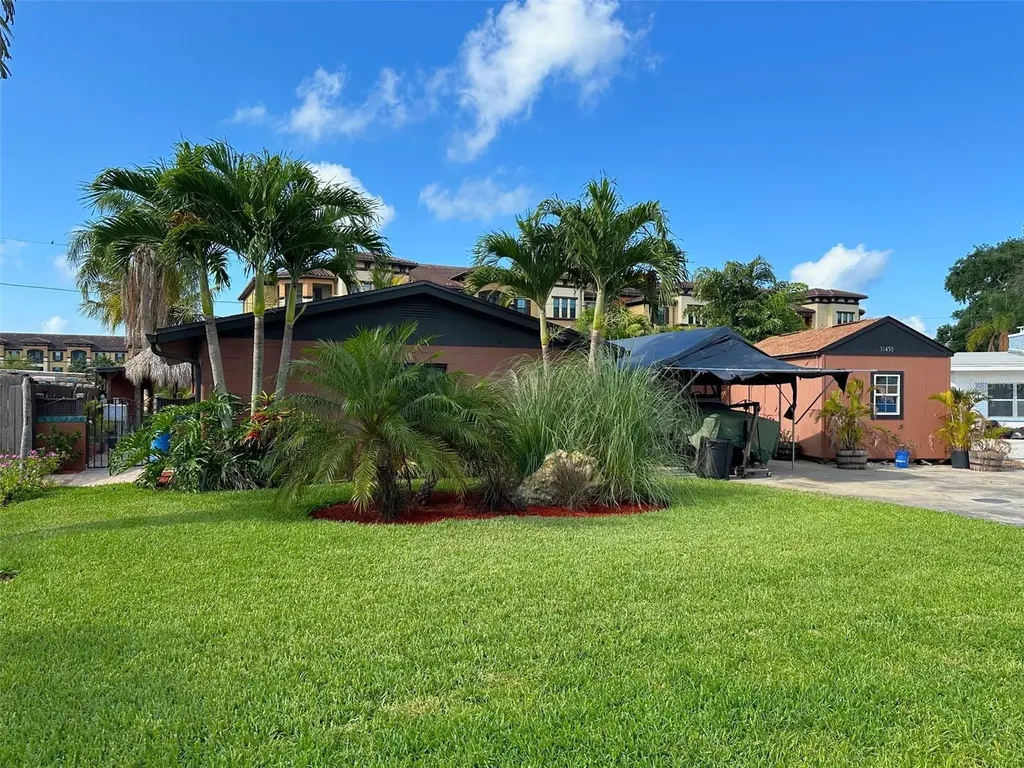 10450 50th Avenue Circle N St Petersburg FL 33708