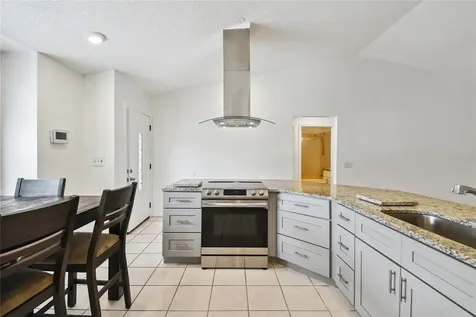 794 Barclay Terrace Lake Wales FL 33853