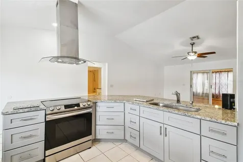 794 Barclay Terrace Lake Wales FL 33853