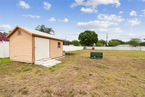 794 Barclay Terrace Lake Wales FL 33853