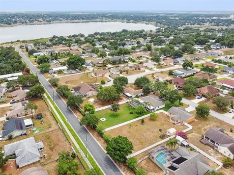 794 Barclay Terrace Lake Wales FL 33853