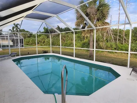 72 Long Meadow Court Rotonda West FL 33947