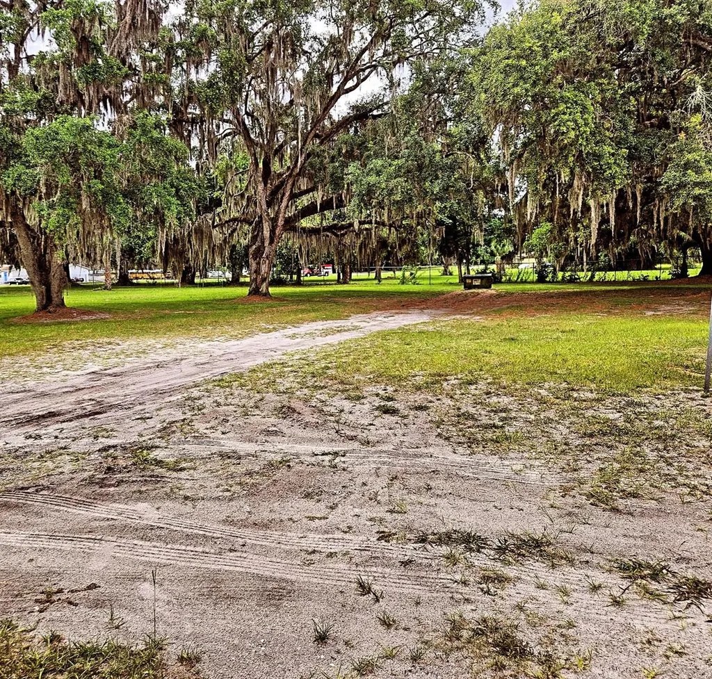 204 Huey Street Wildwood FL 34785