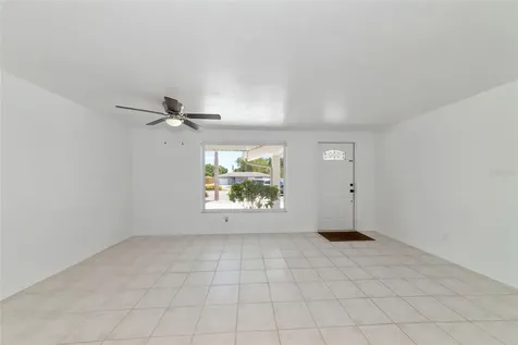 3007 Bayshore Gardens Parkway Bradenton FL 34207