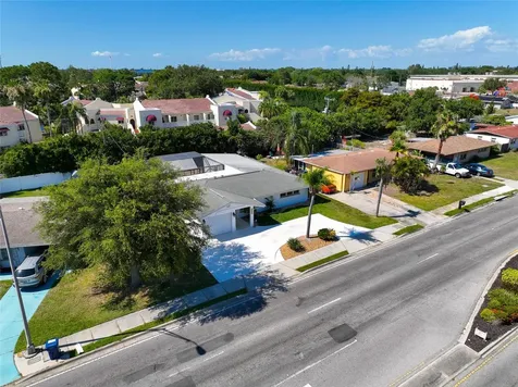 3007 Bayshore Gardens Parkway Bradenton FL 34207