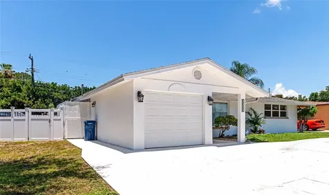 3007 Bayshore Gardens Parkway Bradenton FL 34207