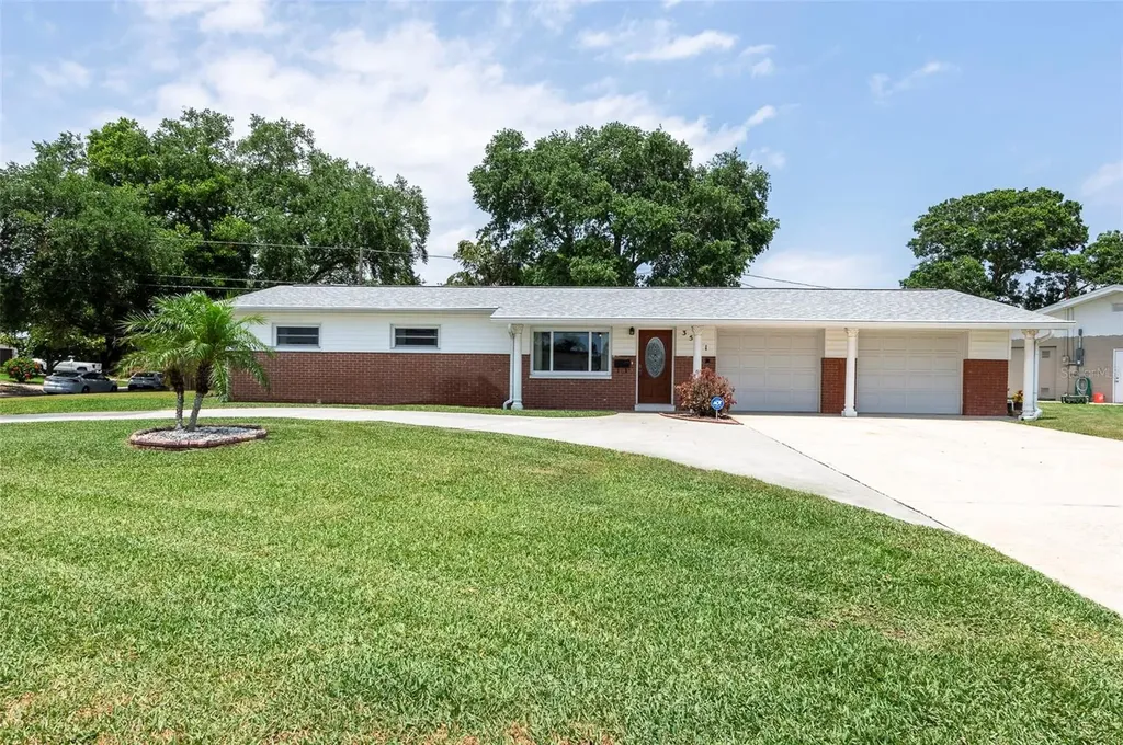 3501 10th Street NE St Petersburg FL 33704