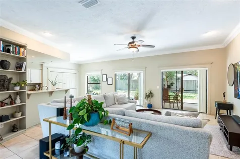 709 Westwood Lane Brandon FL 33511