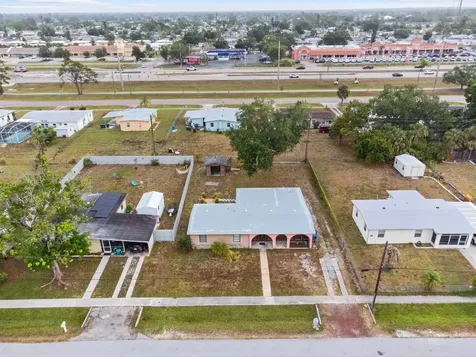 8366 Maureen Avenue North Port FL 34287