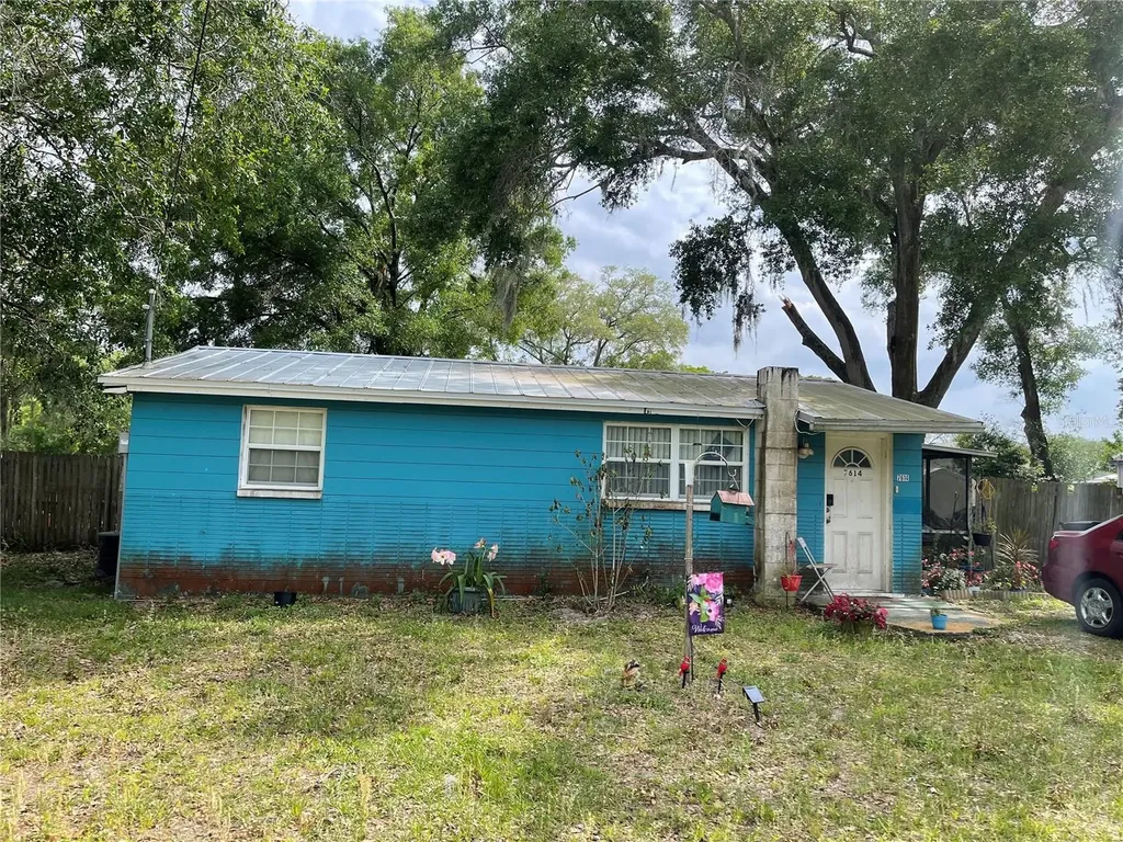 7614 Alvina Street Tampa FL 33625