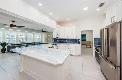 1977 Illinois Avenue NE St Petersburg FL 33703